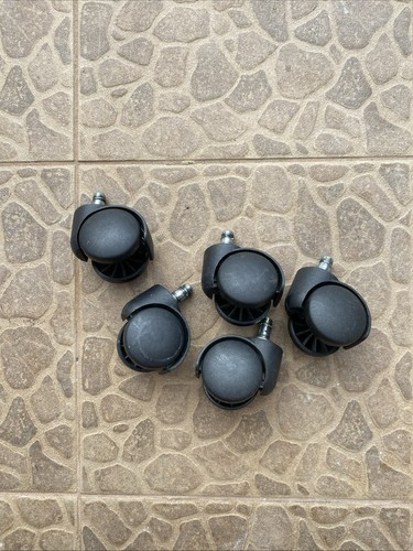 Used set 5 casters office - ,